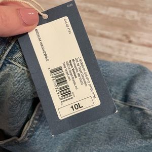 NWT Universal Thread Straight Leg Jeans